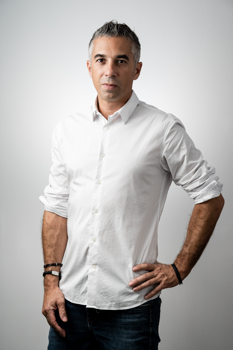 Portrait Ludovic C vidéaste - photographe portraits professionnels Occitanie
